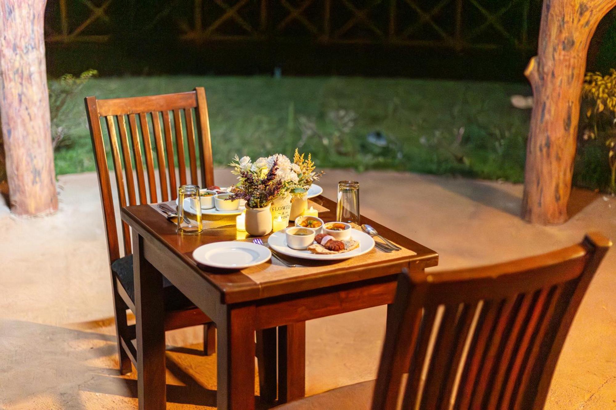 Sterling Banashree Badami Otel Dış mekan fotoğraf